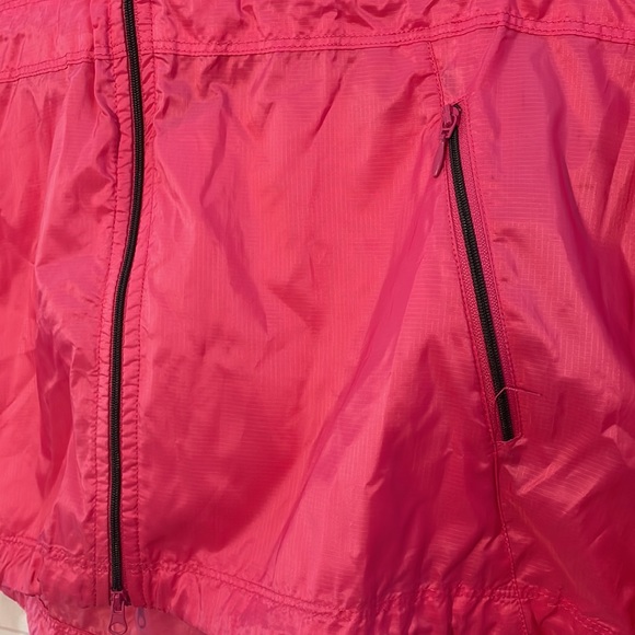 Zella NWOT Pink Hooded Windbreaker Rain Jacket - Picture 3 of 7